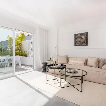 Bella Vista Puerto Banus With Sea Views Marbella