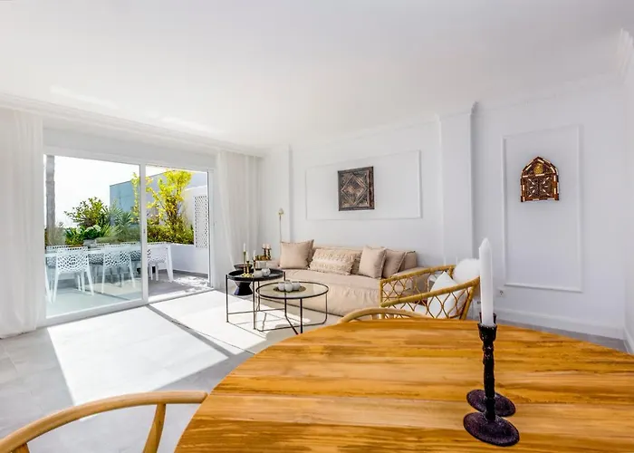 Апартаменти Bella Vista Puerto Banus With Sea Views